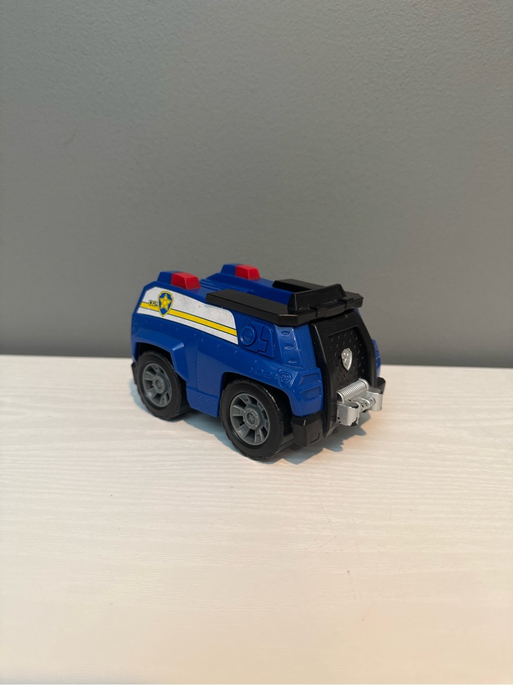 Paw patrol police vehicle